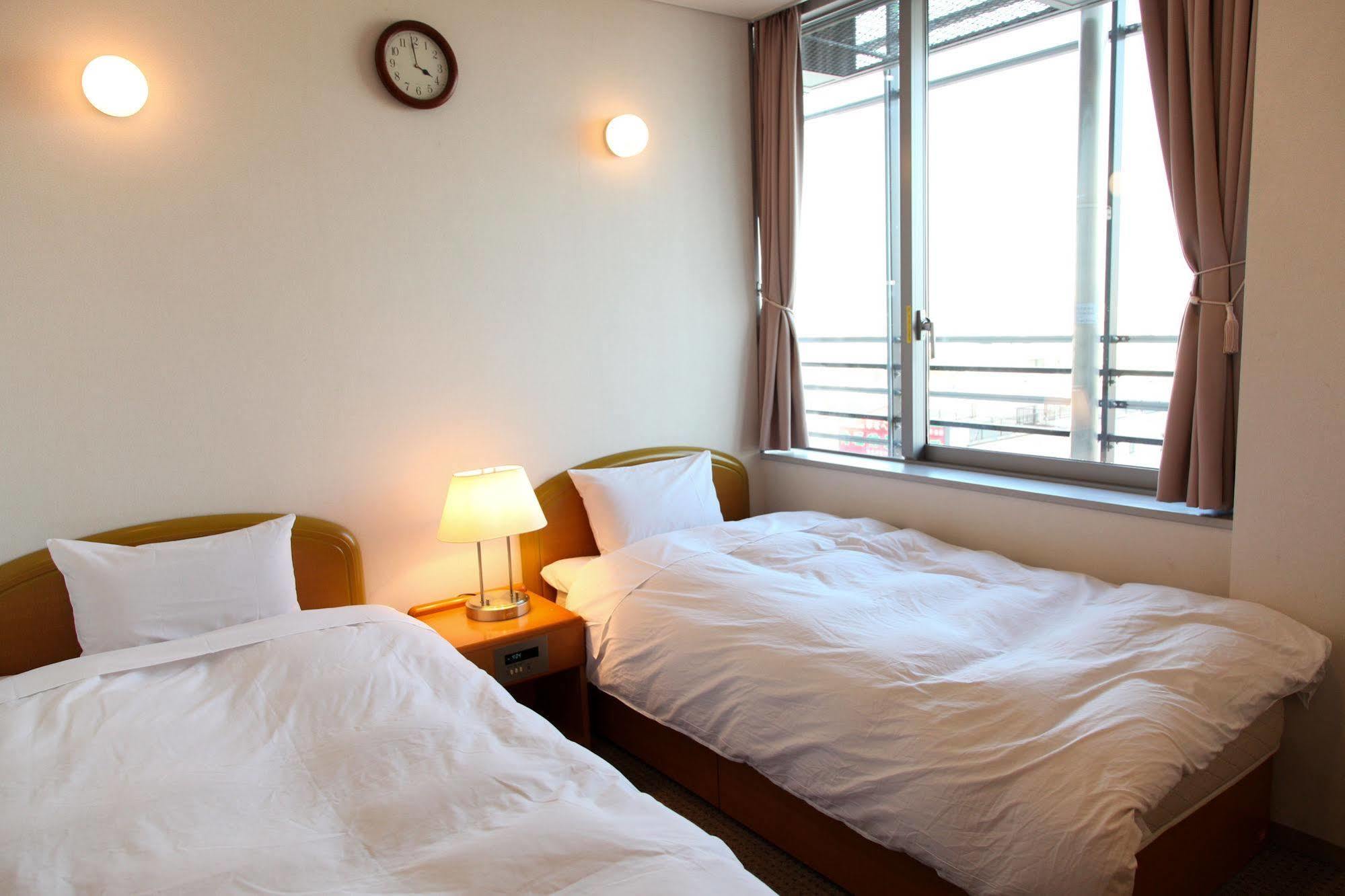 Shin-Osaka Youth Hostel Extérieur photo